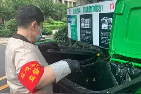 专车专运、杜绝混装、桶边电子感应 宁波一小区垃圾分类质量稳步回升图片