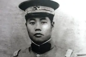 日军坦言最害怕的两个中国师，人人都敢拼刺刀，拿手榴弹刚坦克？图片