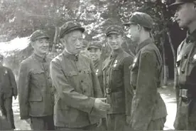 司令员镇守云南十年，对越作战前被调离，子女和怀孕媳妇齐上战场图片