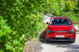 哪吒闹海，试驾合众哪吒U图片