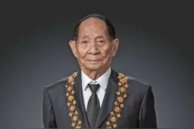 袁隆平小儿子袁定阳：追随父亲的脚步，研究杂交水稻技术图片