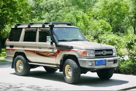 酷路泽LC76和3系谁是女生眼中的豪车？北京一LC车友说出亲身经历图片