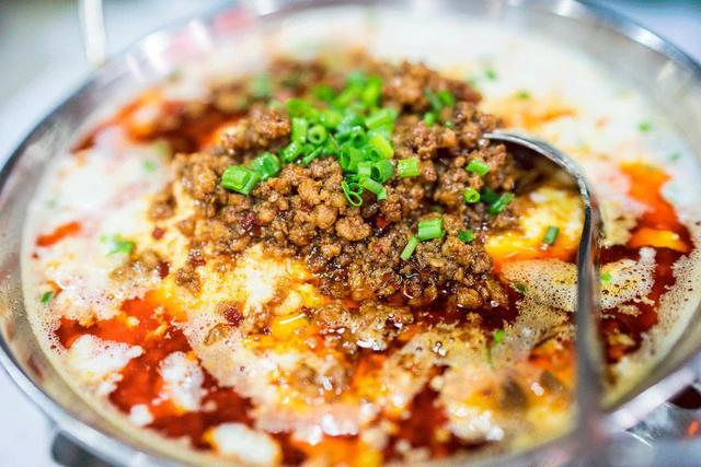 为舌尖上的美食而旅行,开启味觉GPS,走进网红打卡地恩施