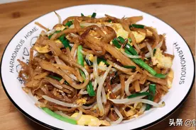 炒饼，邯郸周边常见快餐，教您在家自己做，有菜又有饭，太香了图片