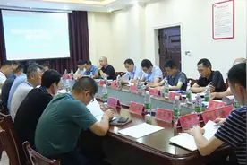 临湘市召开城乡客运一体化票价听证会，初步核定2元起步、最高6元图片