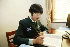 军队文职高薪高福利，招录开启却有8258个岗位无人报考，这是咋了图片