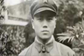 老兵回忆：老营长是起义军官，年届50当团长，对越还击穿插柑塘图片