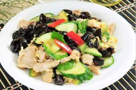美食分享：木须肉、金针菇韭菜炒鸡蛋、牙签肉的简单做法图片