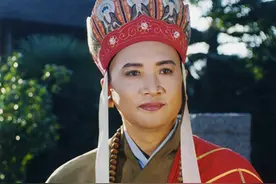 67岁老戏骨迟重瑞坐拥530亿身家老婆，真人生赢家图片