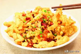 做干炸蘑菇，裹淀粉还是面粉？都不对！教你正确做法，焦香还酥脆图片