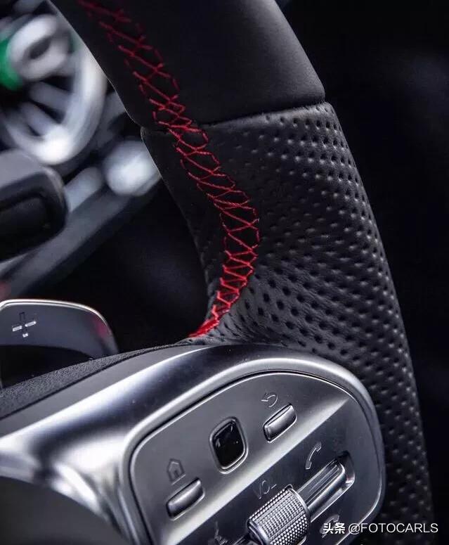 实拍 | 全新奔驰B级B200,AMG套件加身,内饰都没得说