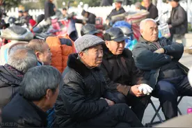 ​​农村社保每年交300元，连续交了15年！60周岁每月能领多少钱？​图片