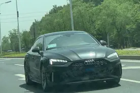 奥迪RS 5 Sportback在国内路试，很多人将它称为“速度机器”图片