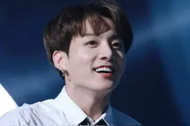 防弹少年团黄金忙内，公认的天才爱豆，他实力强劲的背后满含辛酸图片