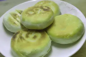 面粉别蒸馒头了，用油和一和，香酥掉渣，出锅就没了图片