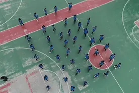 习近平总书记关切事丨体育课在悄悄“变脸”图片