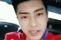 GIF搞笑趣图：就应该这样，发泄发泄！毕竟生活压力挺大的图片