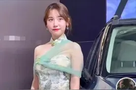 低情商：蓝衣战神婚后发福，高情商：微胖天花板图片