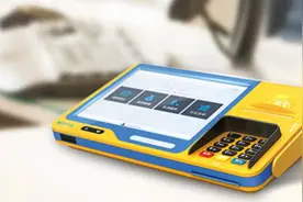 当金融科技演化成金融风险，拉卡拉跪地求饶图片