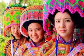眉间痣克夫难嫁，胸中谋救妻护家！《十三怪谈之克夫》图片