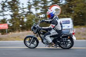 摩智测评：能载能造的铃木悍道150，7980元重新定义小太子图片