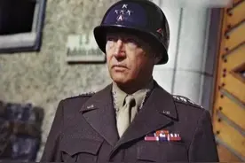 铁血巴顿打耳光事件，士兵：我觉着受不了！巴顿：应该审判和枪毙图片