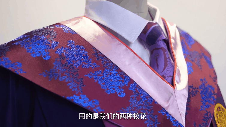 中央美院的学士服美上热搜！这是什么神仙毕业现场？