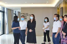 广东省侨联实地考察AHA港澳青年孵化中心图片