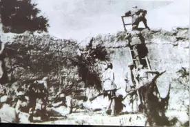 首个起义的国军将领，导致百万蒋军倒戈，主席亲自设宴招待图片