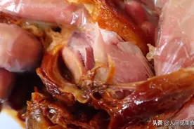 山东大叔卖猪头肉20年，有2000多个徒弟，走到哪都饿不着图片