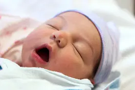 新生婴儿喉鸣音是怎么样的图片