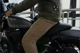 闪300实车，比GV300S还小比CM300还轻？适合小个子图片