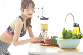 生活中做到烟酒不沾，异性朋友不交的人，大多都是这几种图片