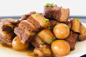 农家红烧肉的传统做法，入口即化，肥而不腻，一上桌汤汁都不剩图片