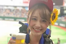 日本棒球赛虎牙啤酒妹现场卖啤酒~伊藤愛真 | Ito Ema图片