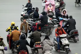 你买电动车会装GPS定位器吗？原因是什么图片