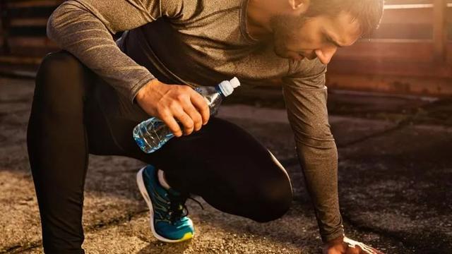 索队聊补剂：BCAA真的是鸡肋吗？去伪求真一篇说透