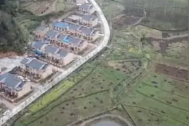 沿着高速看中国丨建生态茶园 讲红色故事 将军故乡金寨走上致富路图片