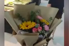 兵哥哥回应3年未相见妈妈认不出：妈妈认出那一刻忍不住都哭了图片