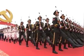 一镜到底看国旗护卫队图片
