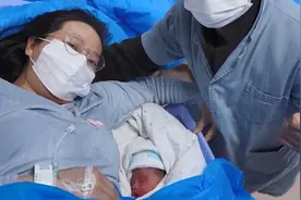 新生命新希望！2021年武汉新年宝宝降生 重5斤8两图片