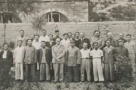 资讯有故事丨“外国人看中国的眼睛亮起来了”图片