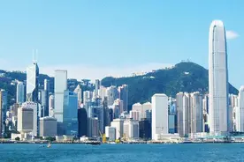 香港“高考”开考 考场加强防疫措施图片