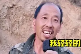 养鸡大叔回应播音腔读诗走红：想尝试专业配音图片