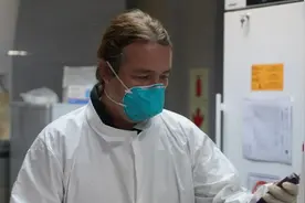 南非发现英国和乌干达发现的变异病毒图片