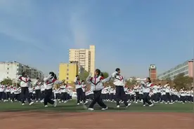 跳出新“花”样！甘肃临夏“花儿课间操”走红校园大课间图片