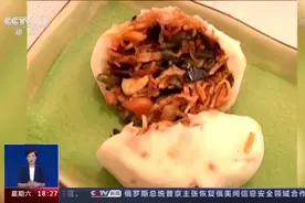 月饼大战继续上演！能包一切的它终于还是对螺蛳粉下手了……图片