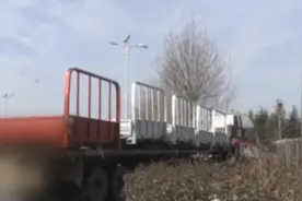 载货不规范 路上存隐患 安全出行这几点你需要注意图片