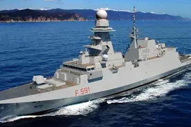 意大利军舰驶入黑海 俄罗斯舰队监视其动向图片