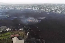 刚果（金）尼拉贡戈火山喷发已至22人死亡图片
